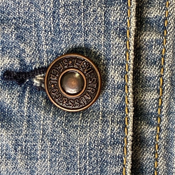 VINTAGE Levi Strauss Signature Misses Size M (8-10) Blue Trucker Jean Jacket - Picture 4 of 12